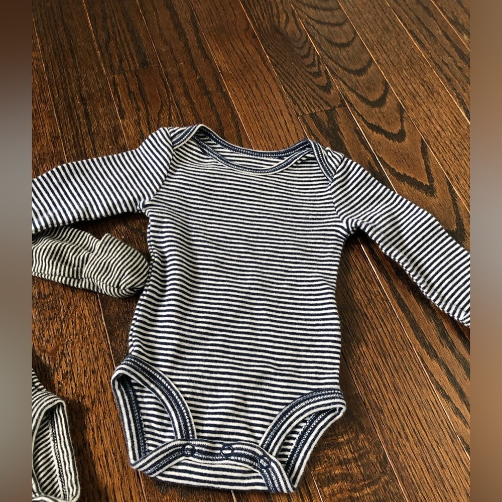 Bundle x2: Carter’s NB Black/Navy Blue/White Striped Long-Sleeve One-Pieces - Picture 3 of 9